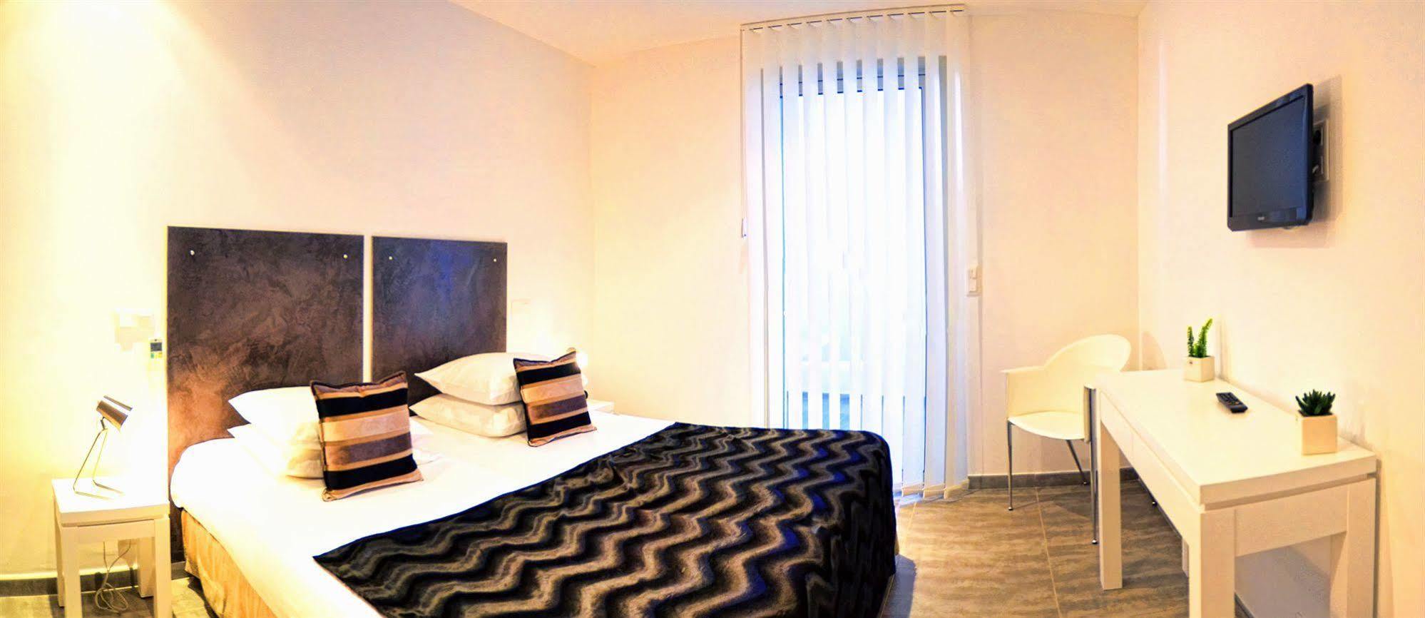 Residence Dary L'Ile-Rousse  Ngoại thất bức ảnh